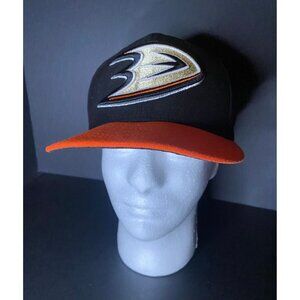 New Era 59FIFTY Fitted Hat NHL Anaheim Ducks Black Orange Size 7 1/4 Logo